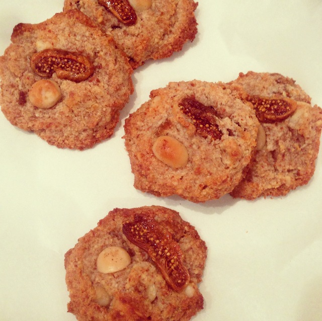Fig and Macadamia Cookies